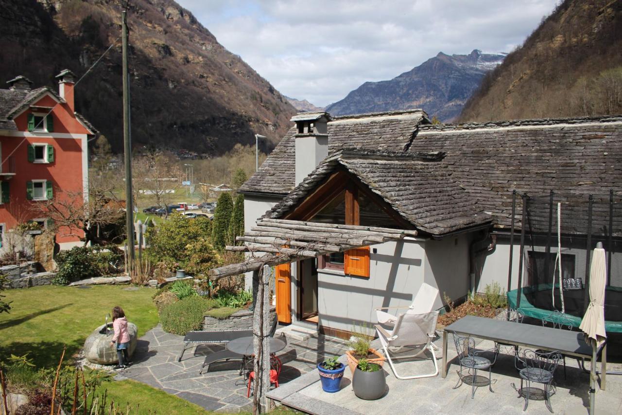 Myverzasca Resort Casa Rossa Brione  外观 照片