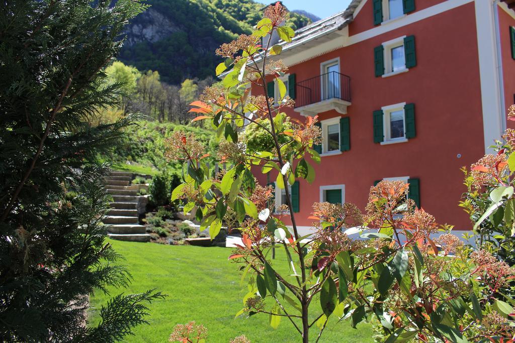 Myverzasca Resort Casa Rossa Brione  外观 照片