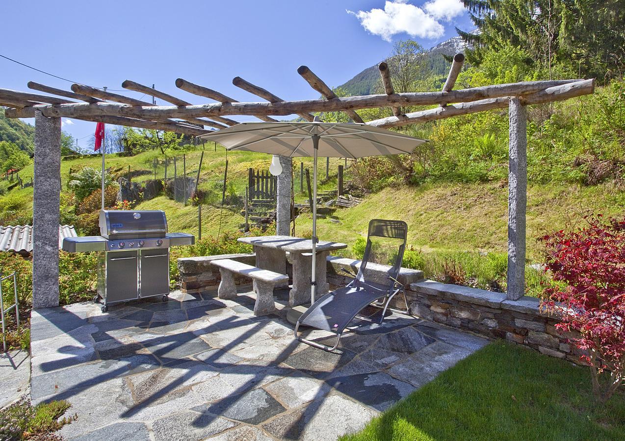 Myverzasca Resort Casa Rossa Brione  外观 照片