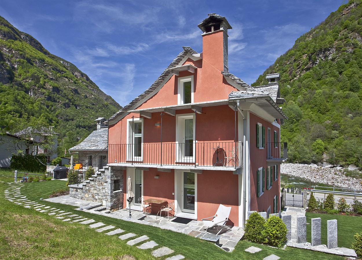 Myverzasca Resort Casa Rossa Brione  外观 照片