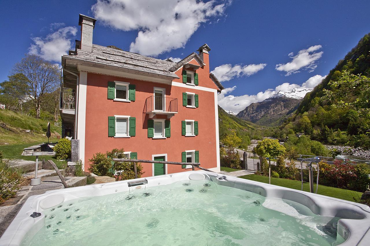 Myverzasca Resort Casa Rossa Brione  外观 照片